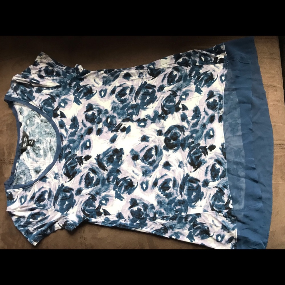 Simply Vera top